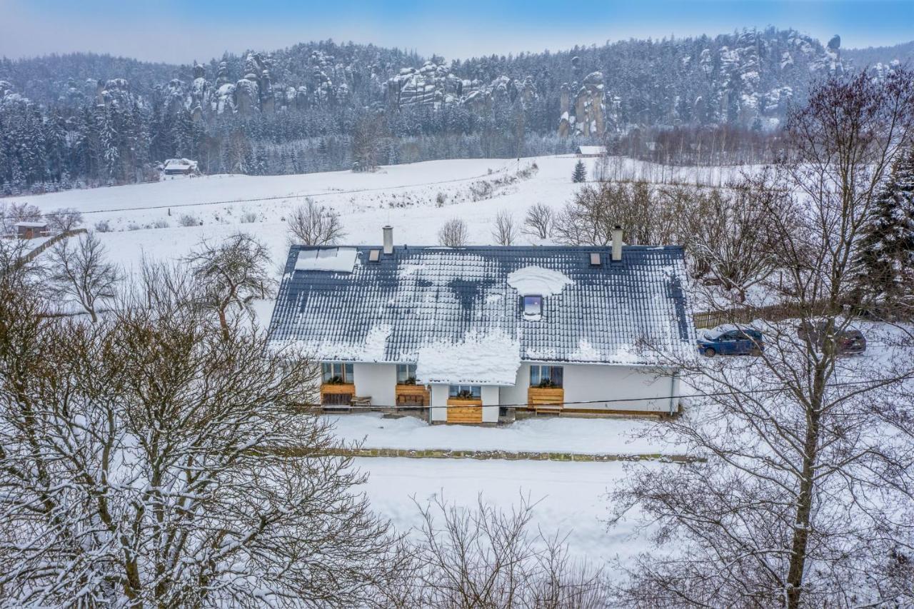 U Ozveny Hotel Dolni Adrspach Exterior foto